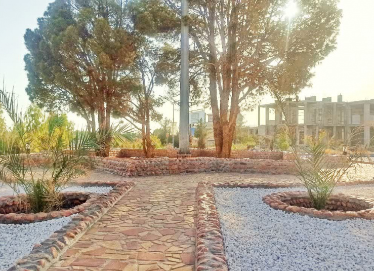 باز طراحی و نوسازی میدان کریمان با تکیه بر صرفه جویی در مصرف آب